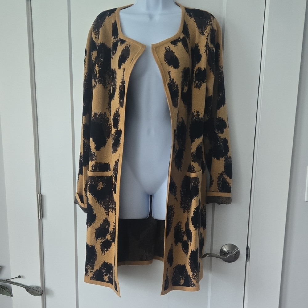 IMAN Black and Tan Animal Print Cardigan Sweater